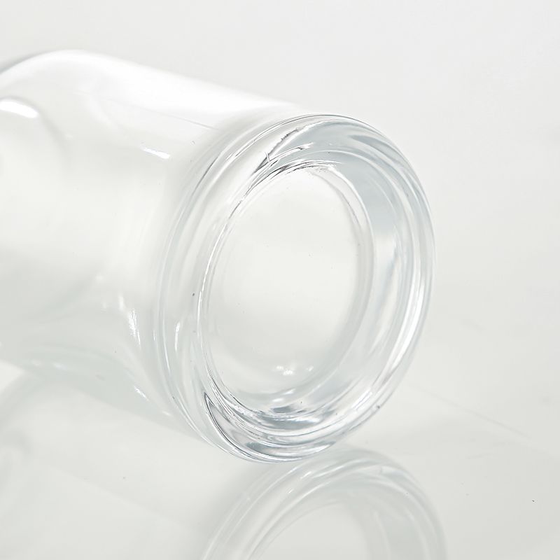 Perfume spray bottle